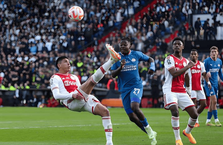 集结日亚冠焦点战，国际米兰止住颓势，悬念犹存，年轻球员得到机会的简单介绍