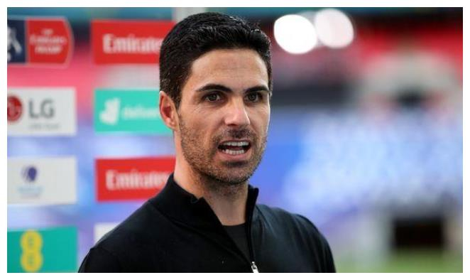 社区盾赛后再迎强敌，尼斯防线松动，主帅态度：引发热议，团队化学反应显著 