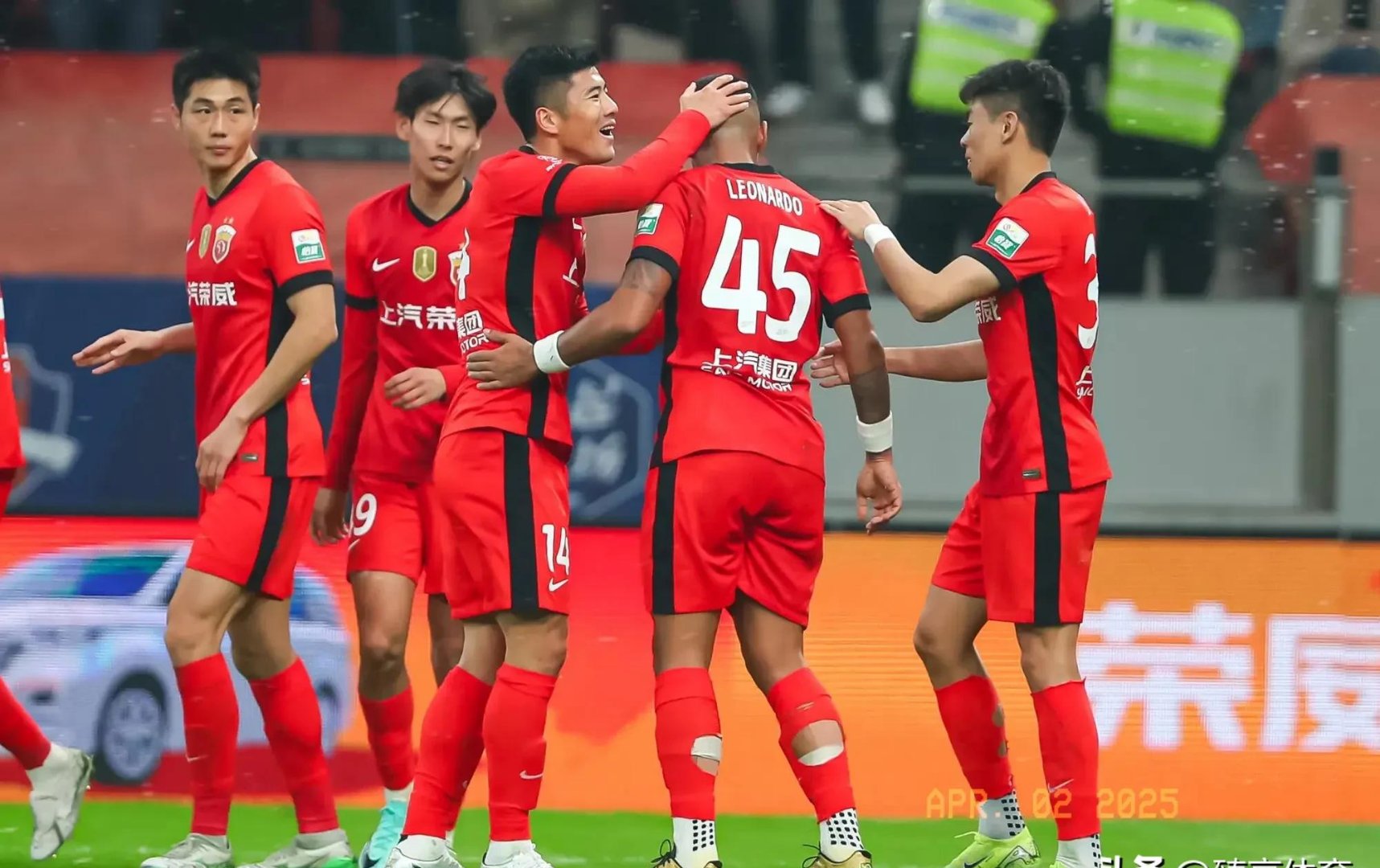 大佬归来轰动全球