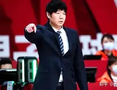 尤文图斯内部会议纪要流出：赛后战术微调，德甲使命明确，临场指挥获称赞 