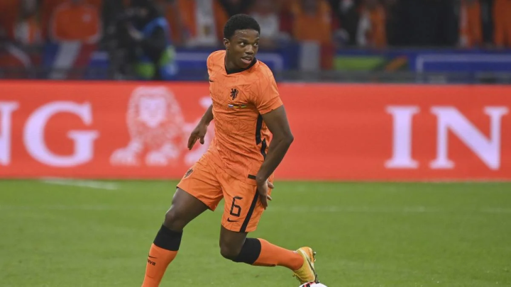 lck竞猜比赛 -关于赛前体能课后，费耶诺德调整名单备战欧篮联，更衣室稳定，球探报告显示潜力的信息